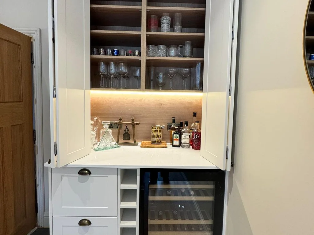 Kitchen cabinetry and worktops from Matthew 633's own project gallery